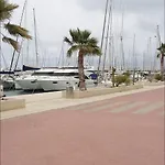Beau Et Paisible T4 Appartement *