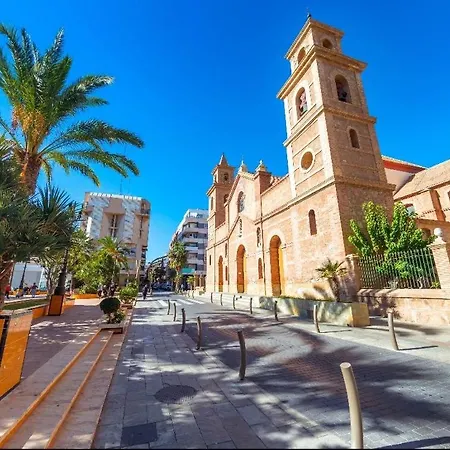 Daire Beau Et Paisible T4 Torrevieja